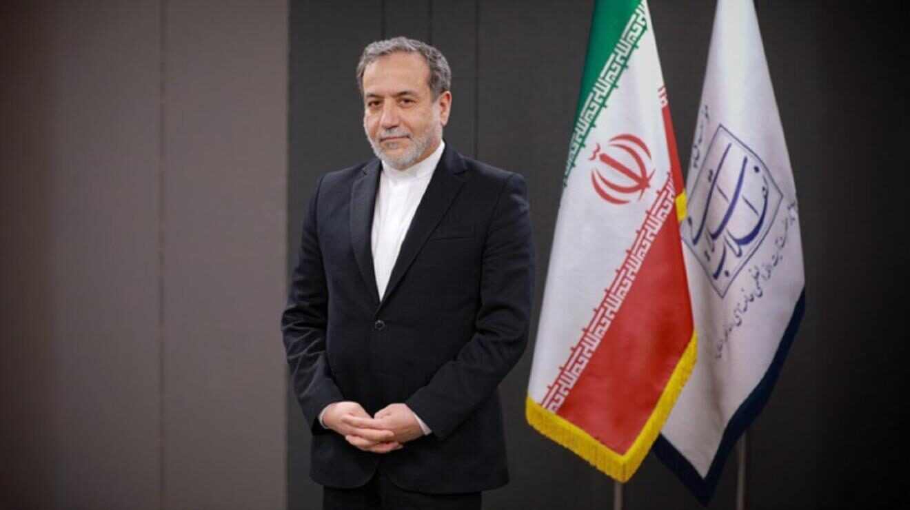 Iran FM: Hormuz Could Open Friday if US Agrees to 7-Day Proposal 