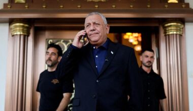 Eisenkot aims to out-hawk Netanyahu ahead of elections