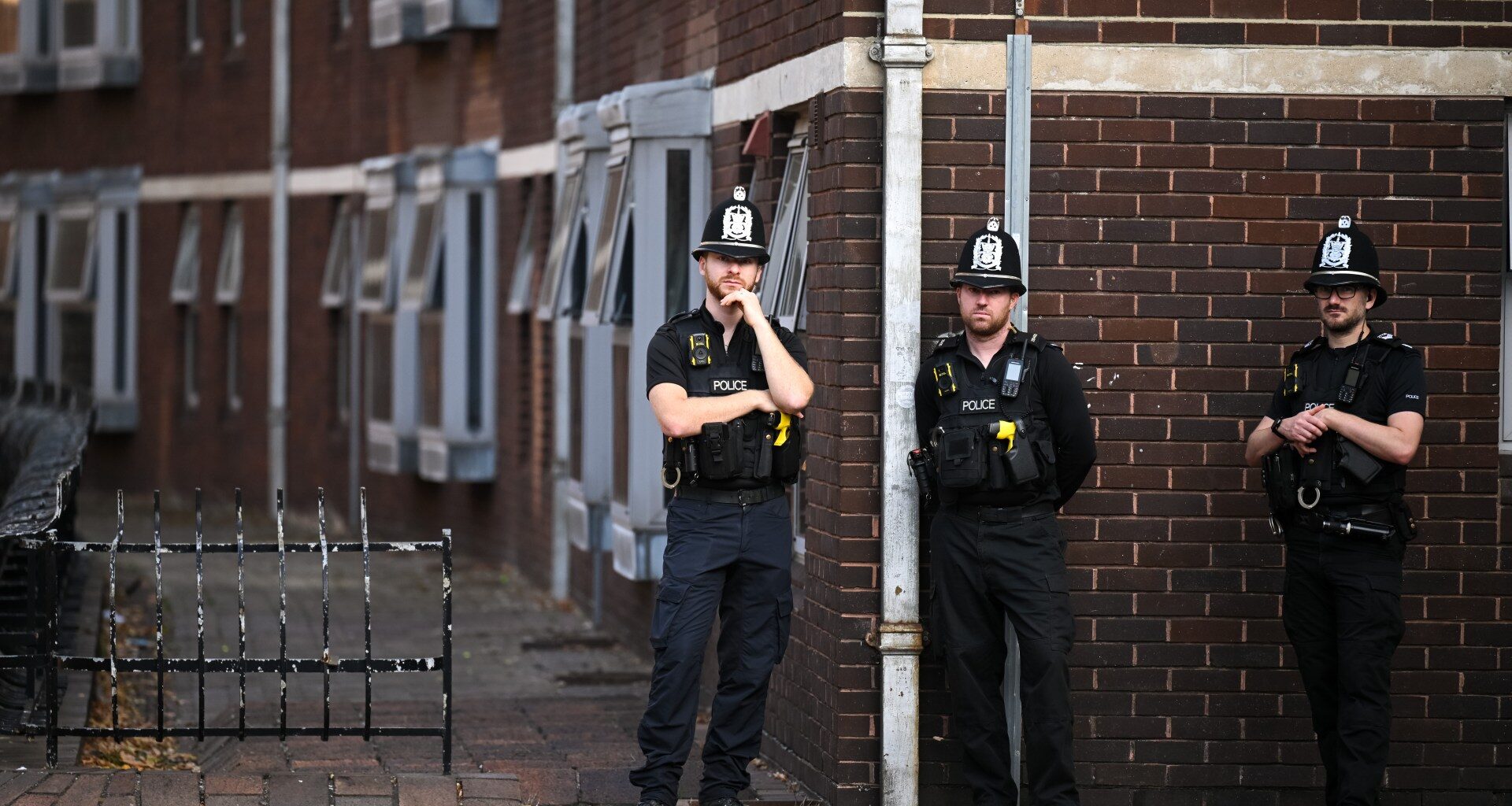 Ex-UK army chef jailed for ‘terror’-related offence | Crime News
