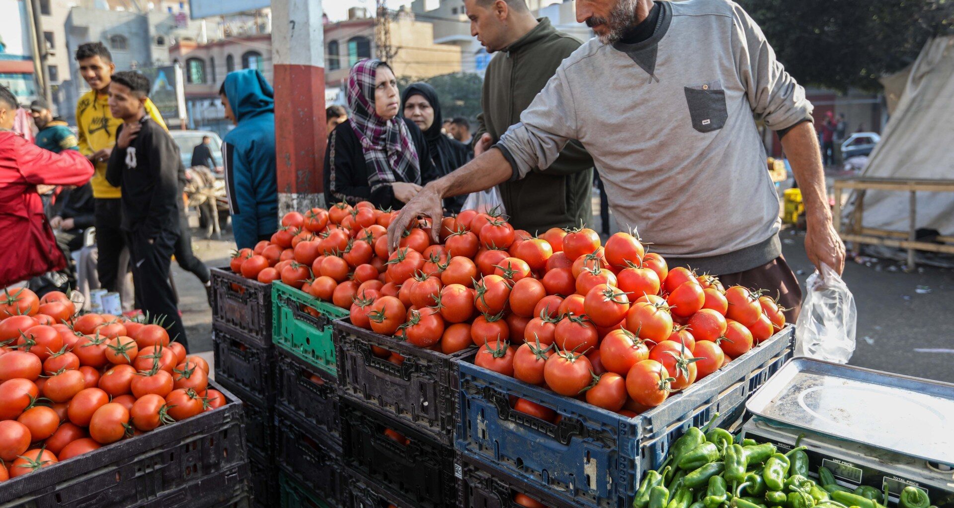 Israel halts commercial goods from entering Gaza; Hamas denies tax claims | Gaza News
