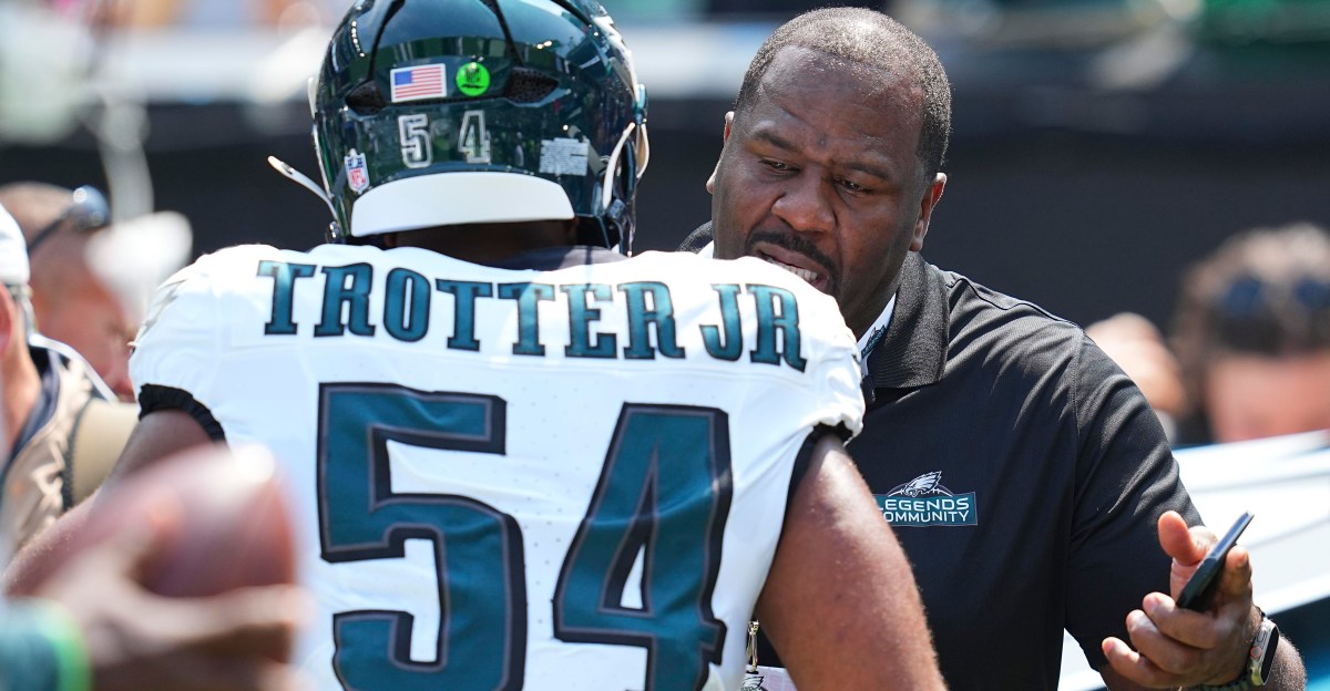 Jeremiah Trotter Jr. ejected from Eagles-Jaguars game