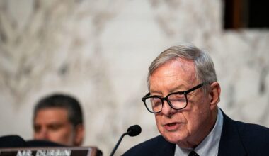 Durbin asks DOJ watchdog to investigate FBI's new hiring standards on bestiality, prostitution and employment theft