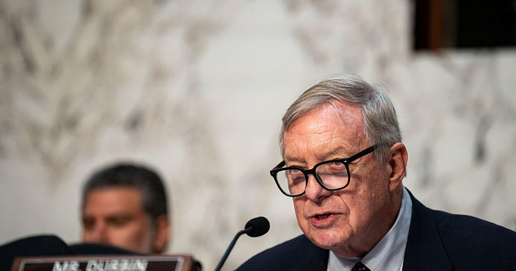 Durbin asks DOJ watchdog to investigate FBI's new hiring standards on bestiality, prostitution and employment theft