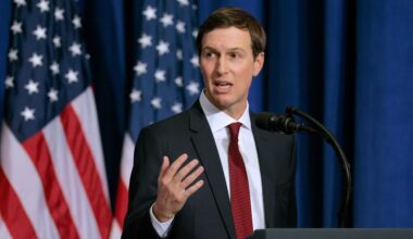Top Democrat is investigating Jared Kushner’s financial investments after CNN report