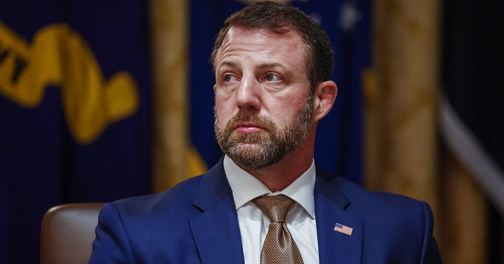 DHS Secretary Mullin calls Ilhan Omar probe a "strong case," says agents executed multiple search warrants