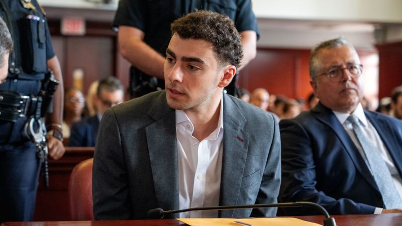 Luigi Mangione’s ‘different crimes’ mean double jeopardy doesn’t apply to him, state prosecutors argue