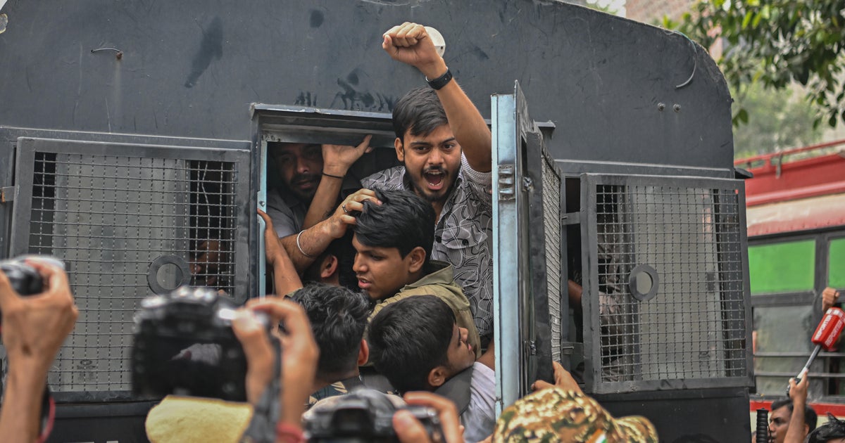 India's "Cockroach Party" leaders released from detention, demand resignation of country's election chief