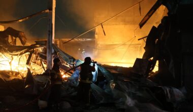 Zelenskyy accuses Russia of using cluster warheads in deadly strikes hours after U.S. prisoner release