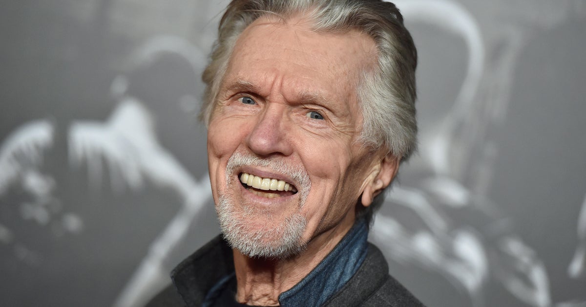 Tom Skerritt attends the premiere of