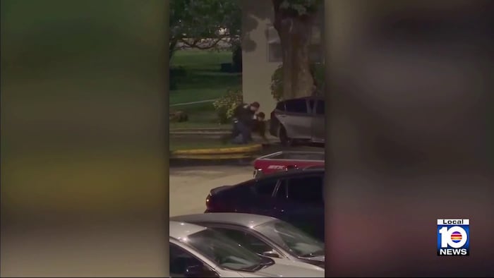 Detectives search for suspects after video shows murder victim’s abduction in Miami-Dade - WPLG Local 10