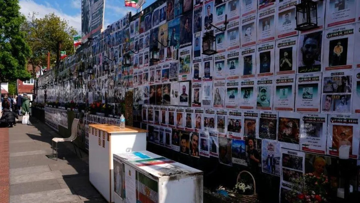 Memorial fire aimed at Iranian exile, court told