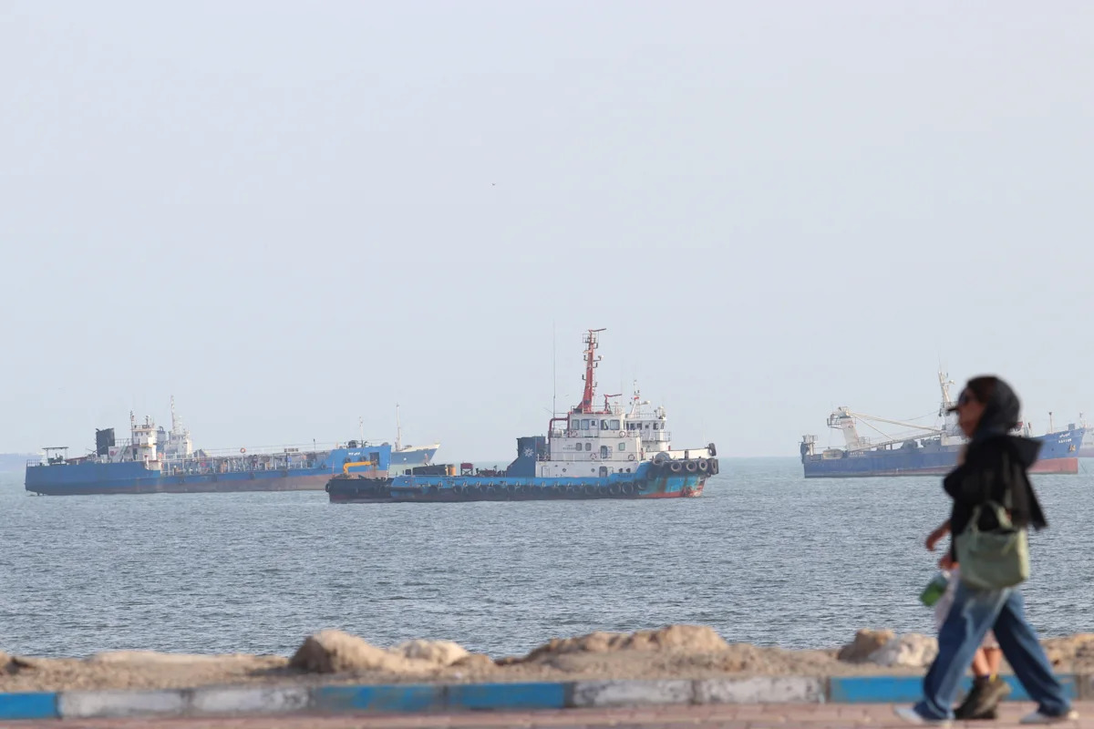 Iran says Strait of Hormuz will reopen if U.S. leaves region
