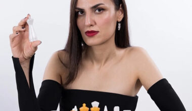 Iranian chess grandmaster Mitra Hejazipour: 'The regime can no longer stop this movement'