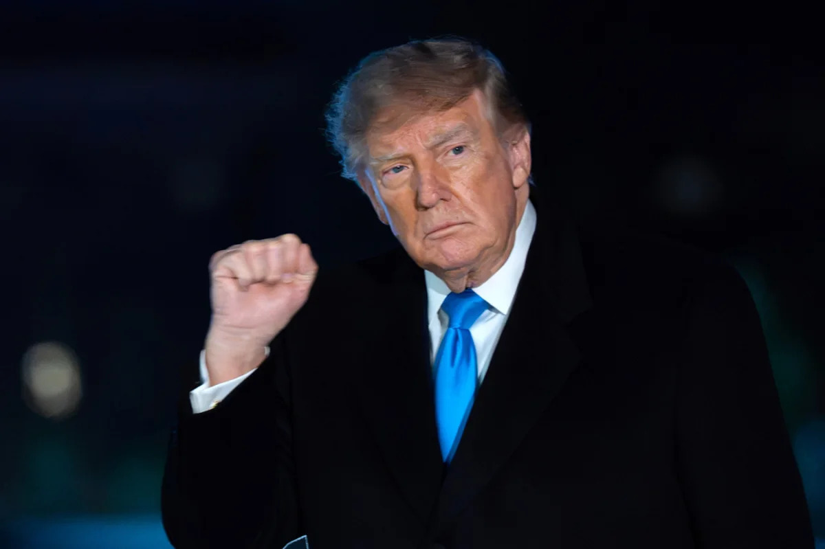 Trump Dismisses Fears Russia and China Are Helping Iran: ‘If They Are, It’s at a Very Low Level’