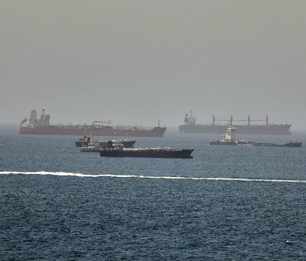 Iran, Houthis Expanding Gulf Threats as Trump Considers His Next Move