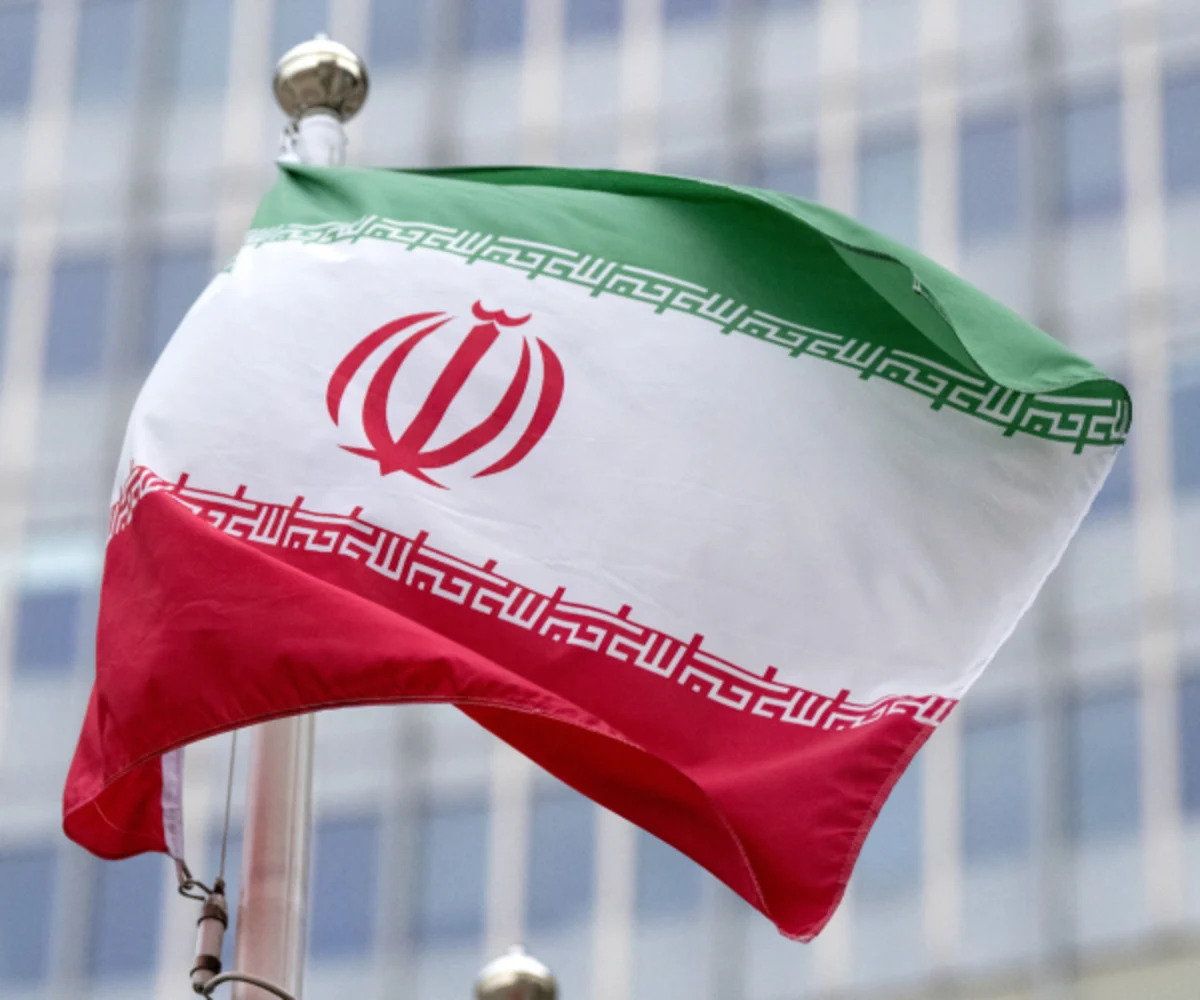 Report: Iran Threatens Gulf Targets If US, Israel Strike