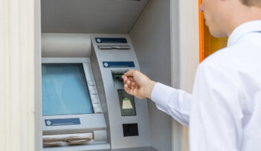 Is Israel Discount Bank (TASE:DSCT) Reasonable On Shareholder Returns?