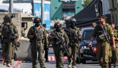 Israel locks down occupied West Bank after Hebron shooting | Israel-Palestine conflict News