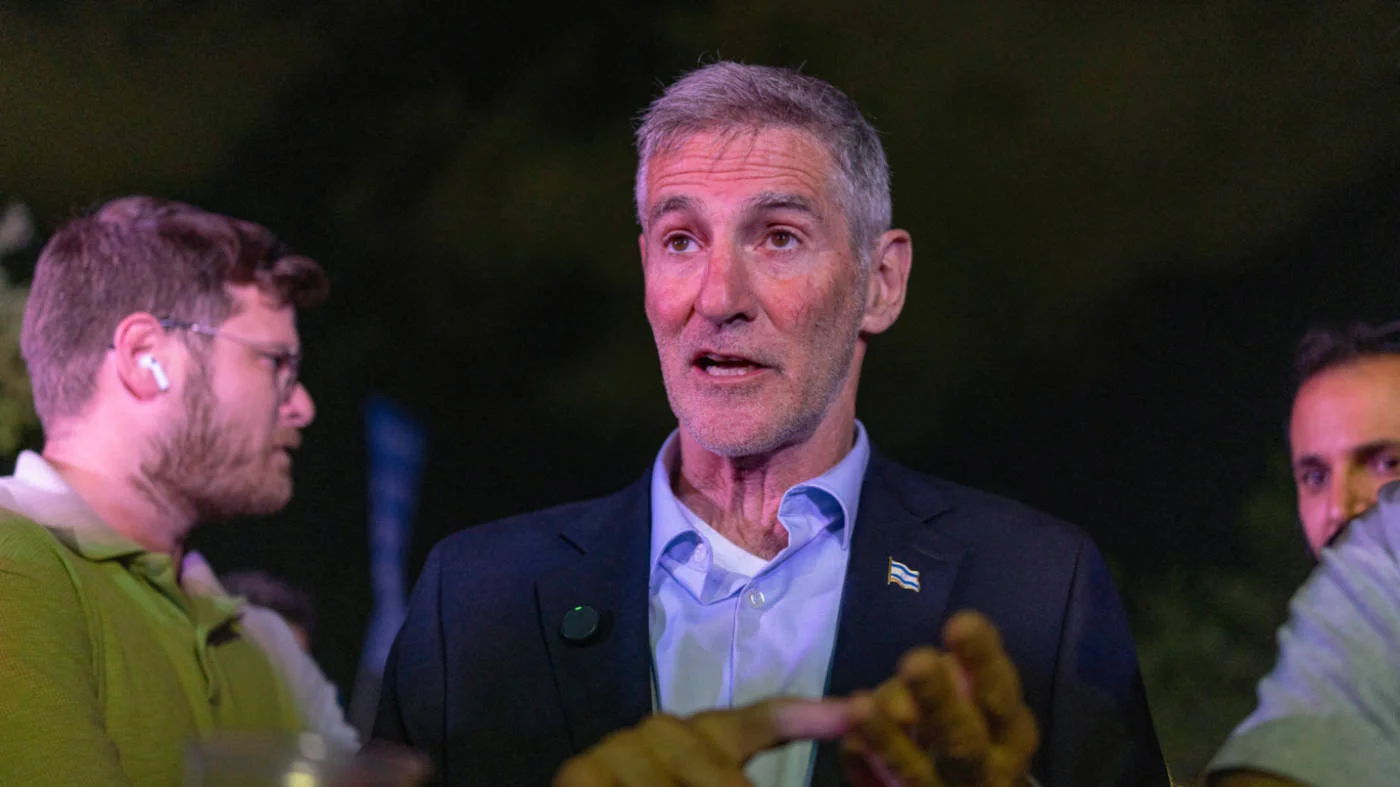 The Democrats leader Yair Golan meets with potential voters in Tel Aviv, Israel, on 24 September 2026 (AFP)