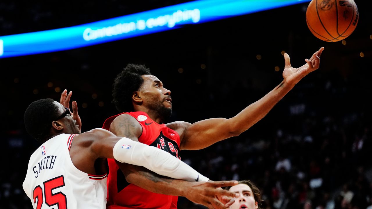 'You can't rush greatness': Leonard deliberate in Raptors' dominant opening win