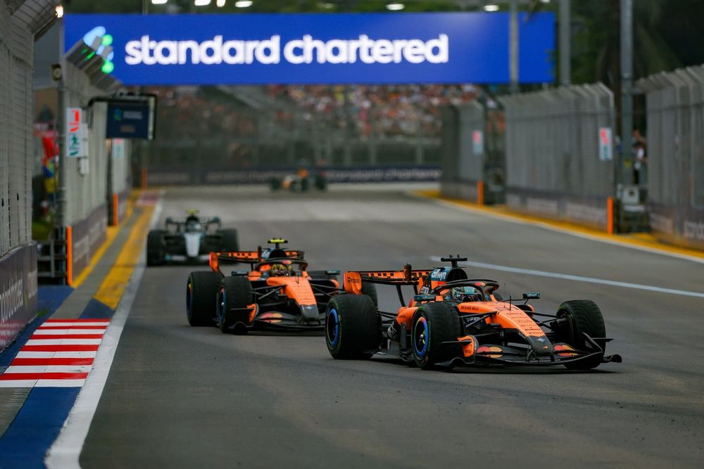 Lando Norris, McLaren, Oscar Piastri, McLaren