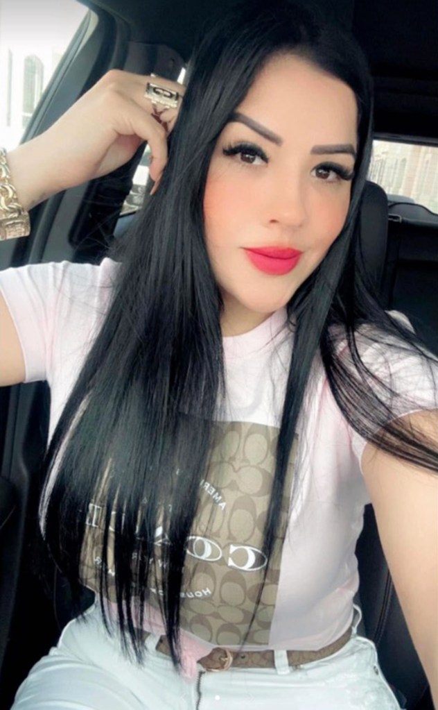 Mexican TikTok influencer Cindy Tamez sitting in a car.