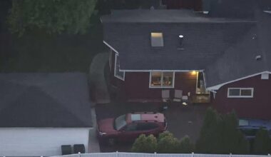 5 people found dead with gunshot wounds in house in Mundelein, Illinois