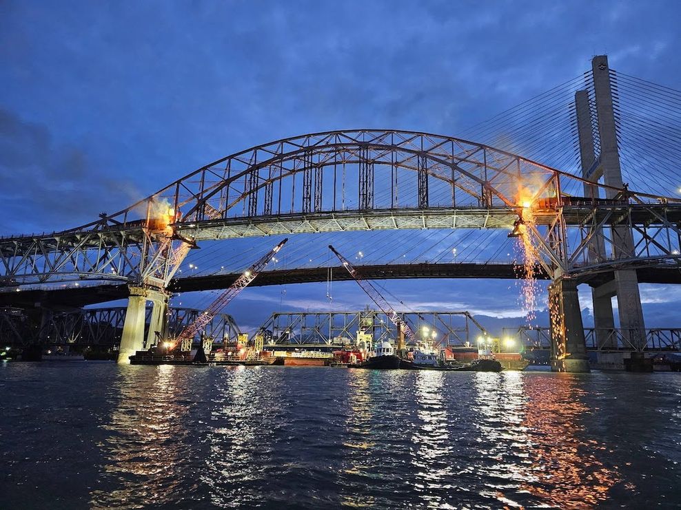 pattullo bridge arch removal fraser river october 2026