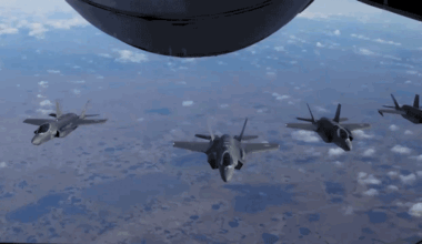 Tundra Merlin drills F-35s and HIMARS across Alaska to deter Russia