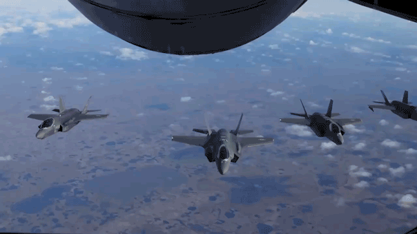 Tundra Merlin drills F-35s and HIMARS across Alaska to deter Russia