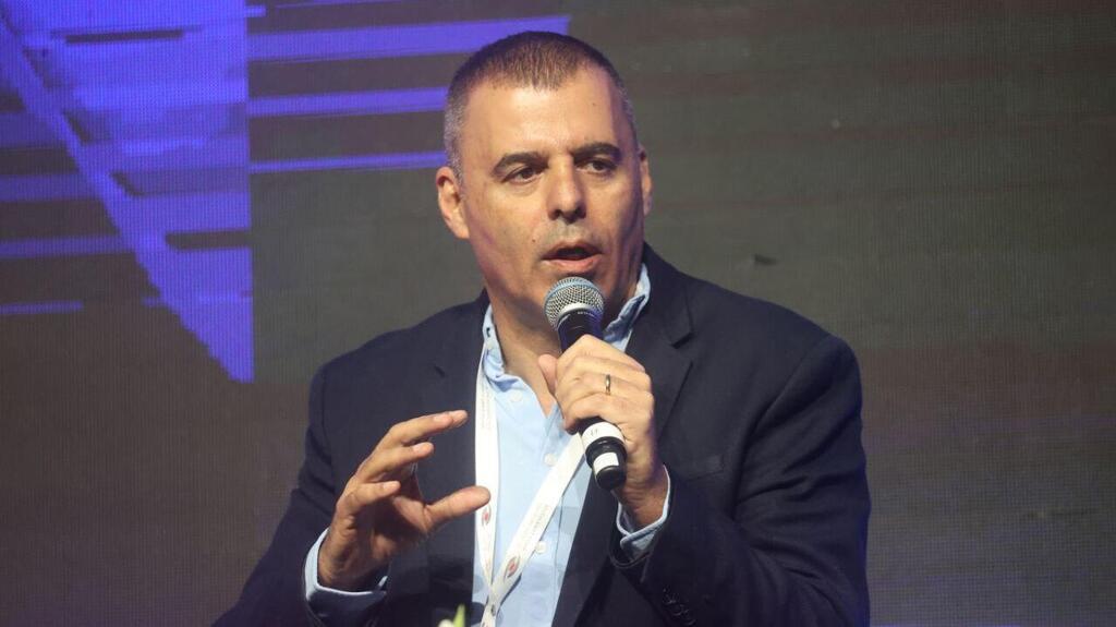 Kfar Saba Mayor Rafi Saar (Photo: Moti Kimchi) רפי סער