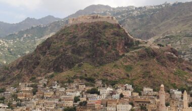At least 5 killed in Houthi attack on Yemen’s presidential palace in Aden | Houthis News