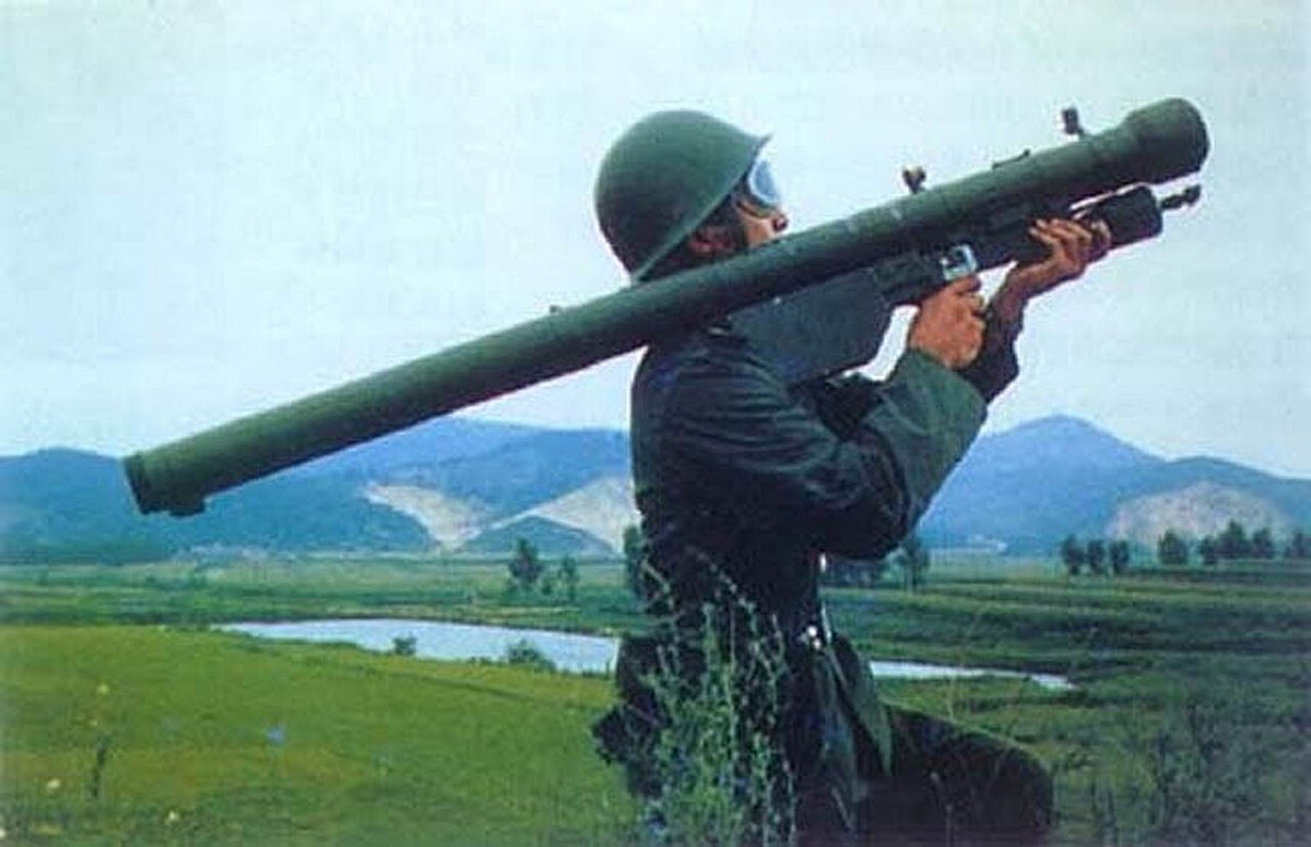 Soldier aiming an SA-7 Grail shoulder-launched surface-to-air missile