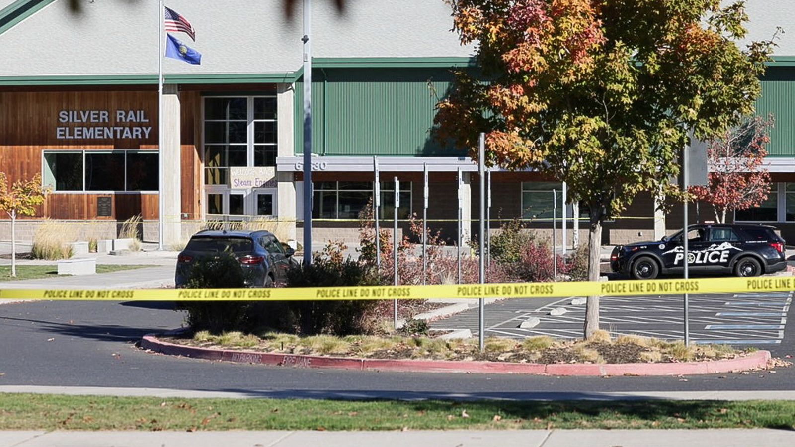 Oregon: Teenager kills three children and teacher at primary school | US News