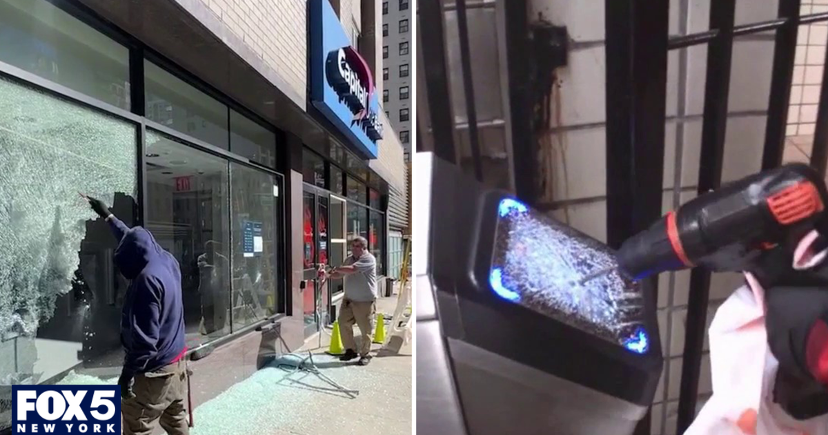 NYPD probes anti-Israel graffiti at UES bank for link to subway vandalism