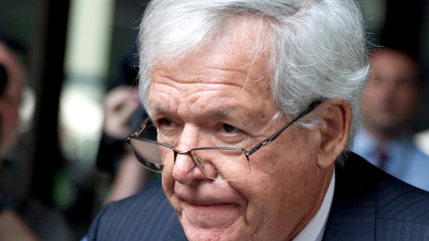 Dennis Hastert, GOP House speaker who went to prison, dies at age 84 : NPR
