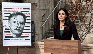 Gina Hinojosa sues for Abbott emails involving Elon Musk