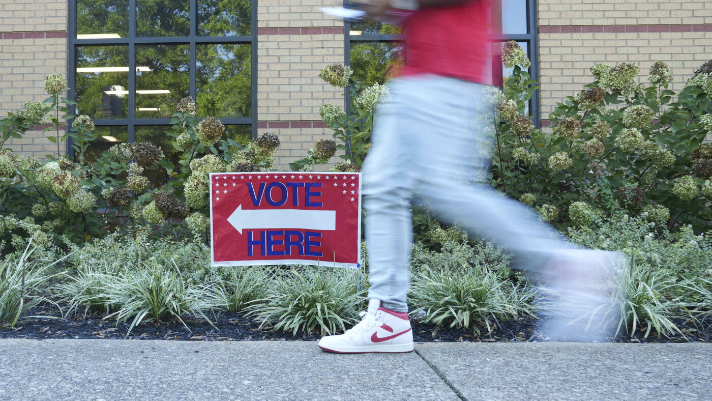 These Georgia swing voters now regret voting for Trump : NPR