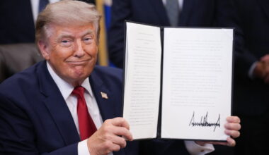 Poll finds majority want next Congress to be a check on Trump : NPR