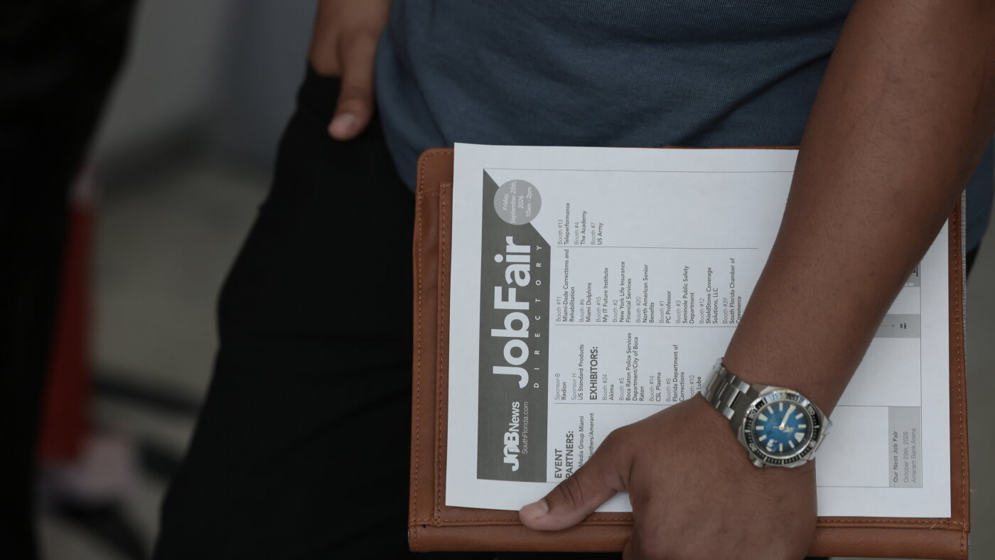 It's taking longer to find a new job after losing one : NPR