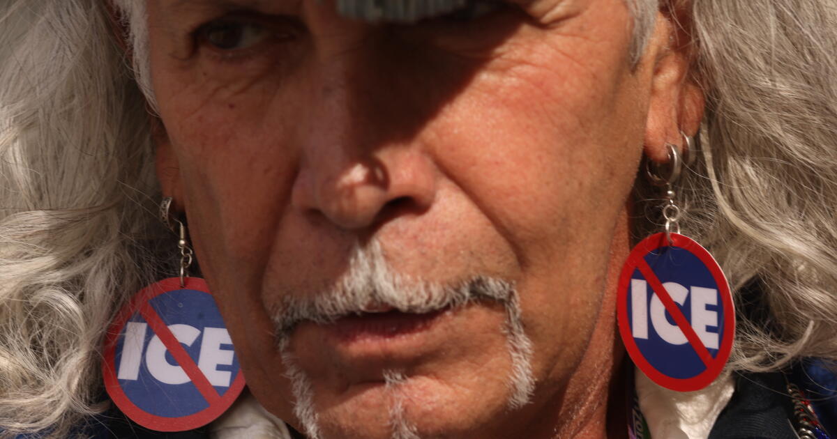 'No Kings' protesters in L.A. rally behind voter participation