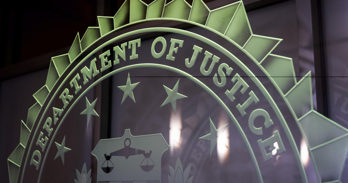 Feds allege $2 billion in California healthcare fraud, 15 charged