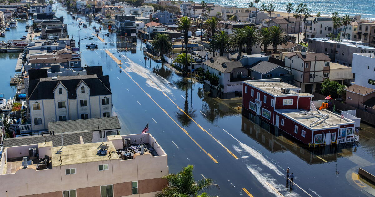 High tides damage 114 structures in Huntington Beach. City warns of more flooding to come