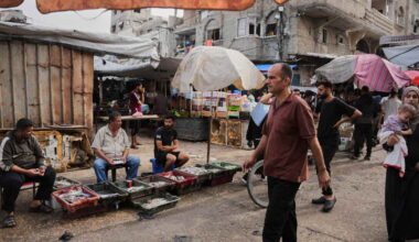 Goods no longer entering Gaza, raising fears of worsening shortages