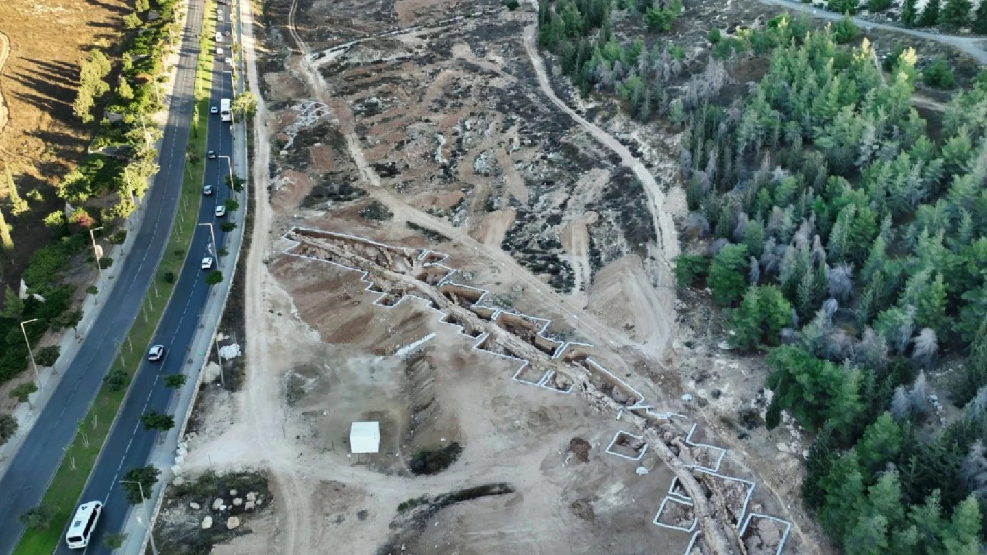 2,000-year-old Hasmonean aqueduct section uncovered in Jerusalem - Israel & Jewish News