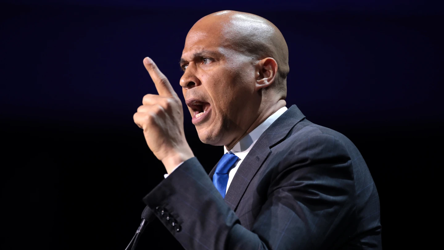 Booker blames Israel for ‘colossally stupid’ Iran war, GOP challenger says Trump should be tougher on ‘settlers’ - Israel & Jewish News