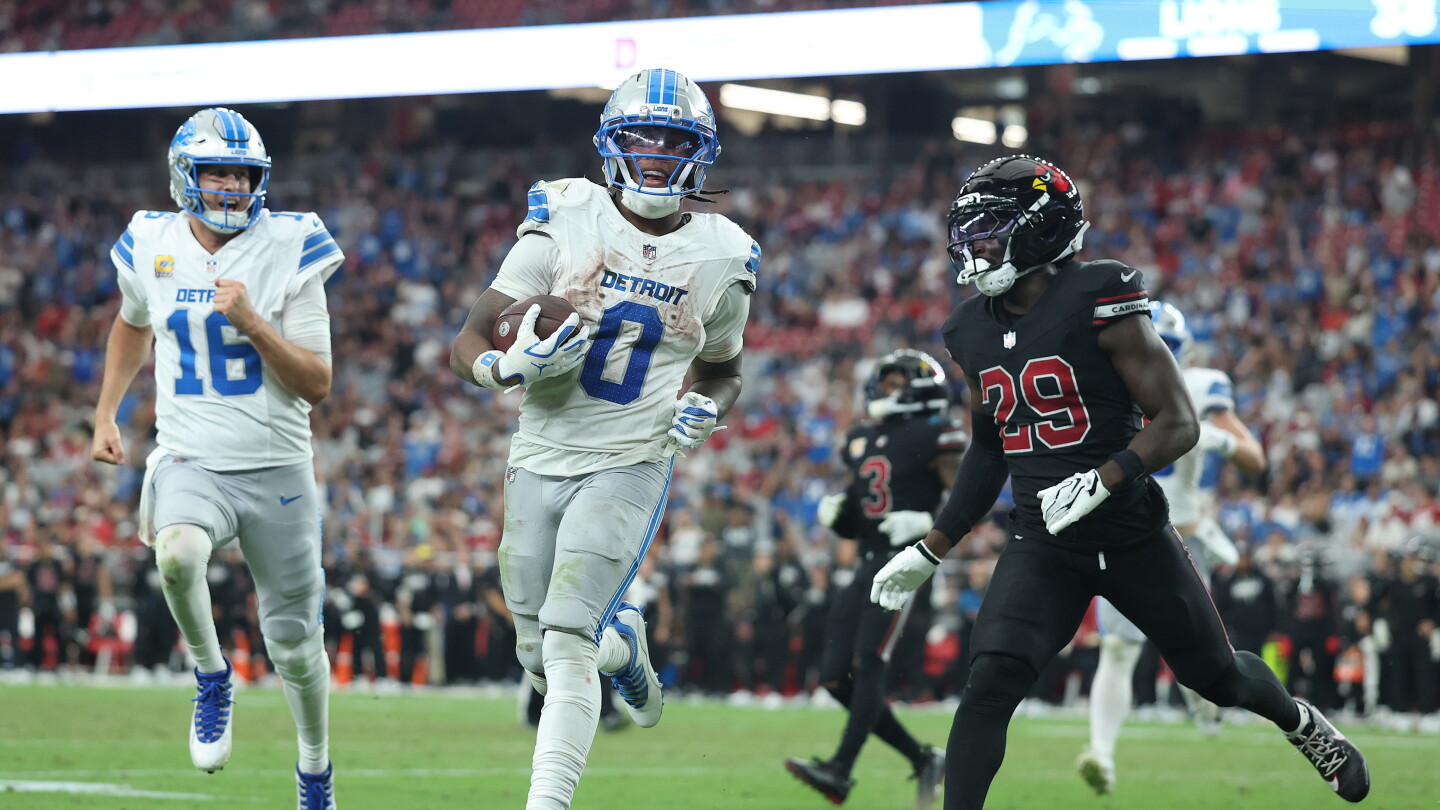 Jahmyr Gibbs "for sure" trying to break LaDainian Tomlinson's single-season TD record