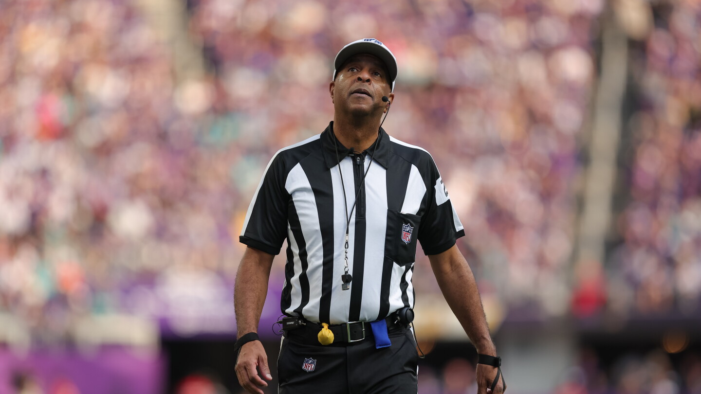 NFL suspends referee Adrian Hill, line judge Jeff Seeman for unprofessional conduct toward players