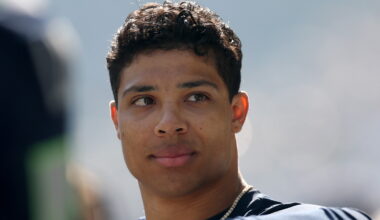 Seahawks sent mixed signals about whether Zach Charbonnet would play on Sunday