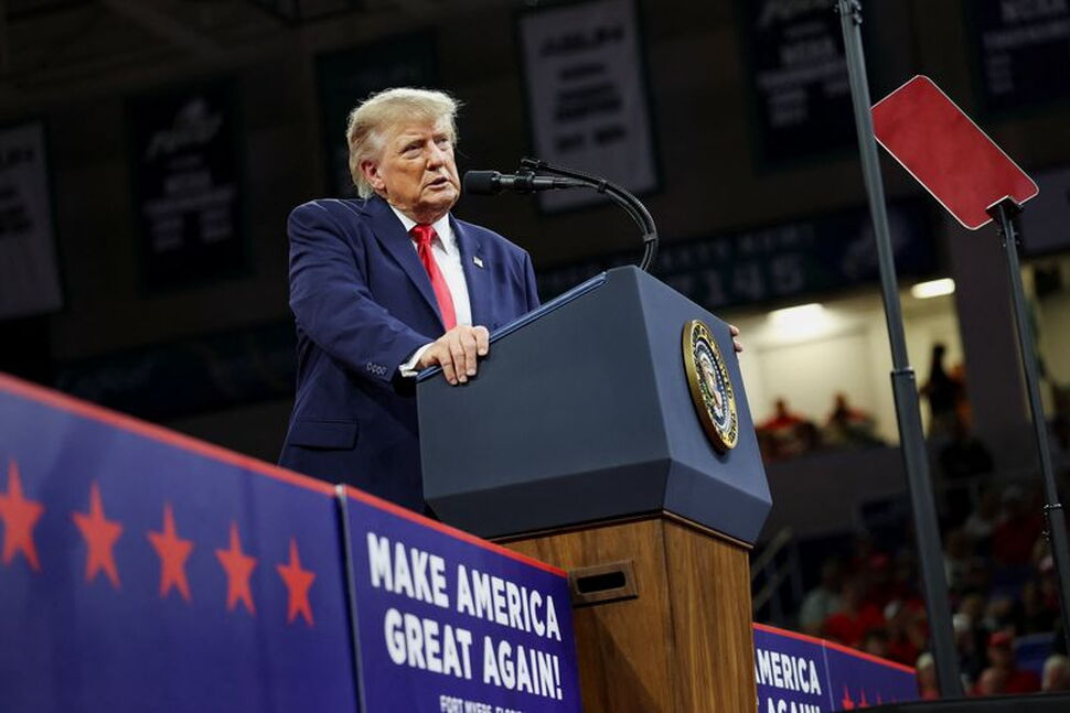 In Florida, Trump Vows to Deal With Cuba After Iran Settled